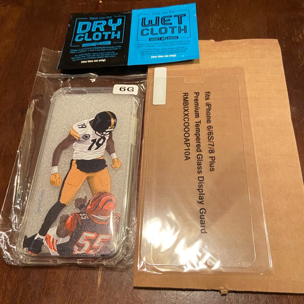 Juju smith case & tempered glass